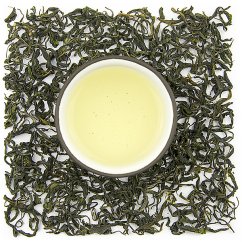 Mlžné vrcholky z Meng Ding