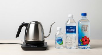 Jaký vliv má tvrdost vody na chuť čaje